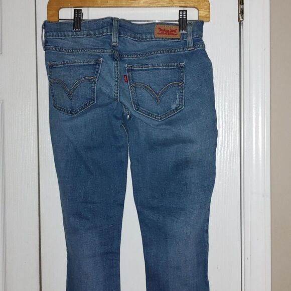 Levi Strauss  524   Distressed Skinny Jeans  Sz 26x32 - Picture 6 of 8